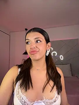 Snapshot of AMMY-CAMM chatting on November 2025 06:12:01 AM AMMY-CAMM online show from November 2025 06:12:01 AM