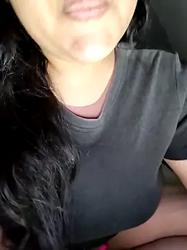 Snapshot of Annerae chatting on January 2026 03:38:01 PM Annerae online show from January 2026 03:38:01 PM