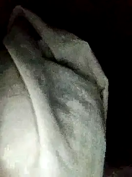 Snapshot of Annerae chatting on February 2026 03:44:02 PM Annerae online show from February 2026 03:44:02 PM