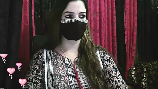 Cute Sonii online show from December 2024 12:12:01 PM