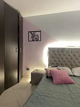 Snapshot of mariam_hill chatting on December 2024 08:11:01 PM mariam hill online show from December 2024 08:11:01 PM