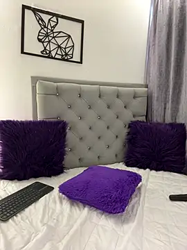 Snapshot of mariam_hill chatting on February 2025 10:20:01 PM mariam hill online show from February 2025 10:20:01 PM