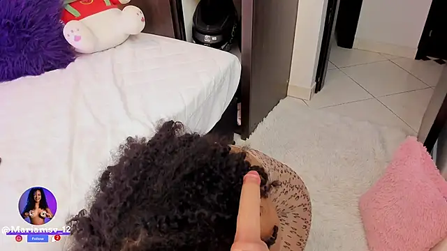 Snapshot of mariam_hill chatting on March 2025 11:00:02 PM mariam hill online show from March 2025 11:00:02 PM