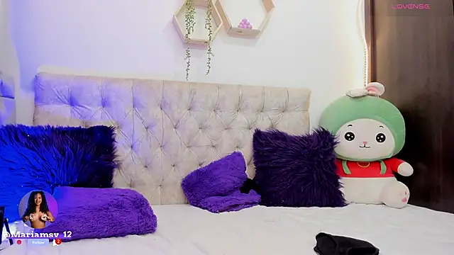 Snapshot of mariam_hill chatting on March 2025 12:18:02 AM mariam hill online show from March 2025 12:18:02 AM