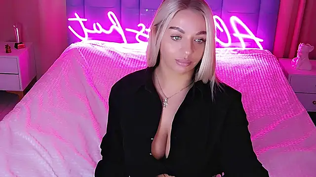 Snapshot of AllwaysHotJ chatting on October 2025 02:17:02 AM AllwaysHotJ online show from October 2025 02:17:02 AM