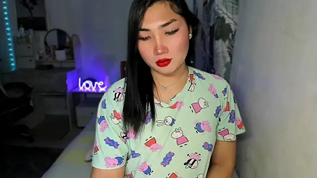 Miss Deliciousness online show from January 2025 06:32:01 PM