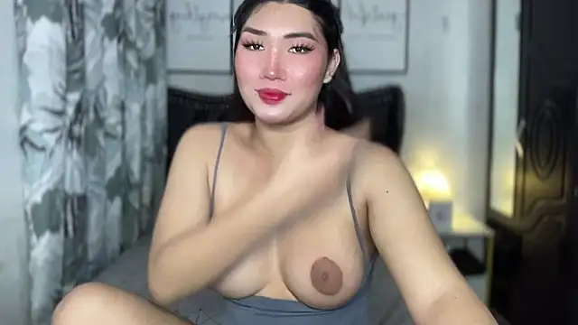 Miss Deliciousness online show from May 2026 05:21:02 PM