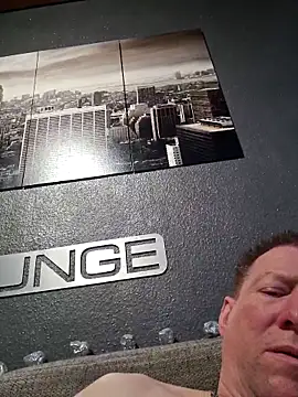 Snapshot of tomtom111111 chatting on February 2026 01:40:02 PM tomtom111111 online show from February 2026 01:40:02 PM