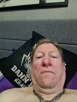 Snapshot of tomtom111111 chatting on March 2026 10:54:02 AM tomtom111111 online show from March 2026 10:54:02 AM