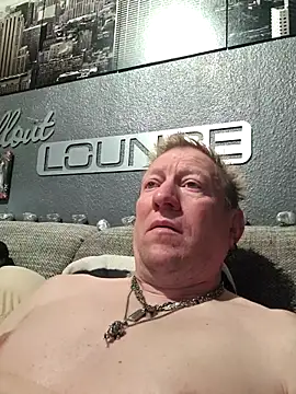 Snapshot of tomtom111111 chatting on March 2026 09:52:01 PM tomtom111111 online show from March 2026 09:52:01 PM