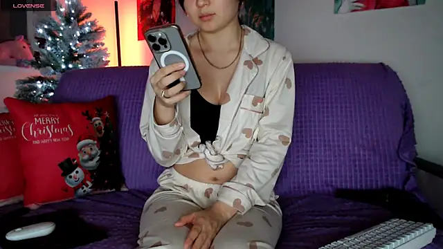 Lili asian online show from December 2024 08:36:02 PM