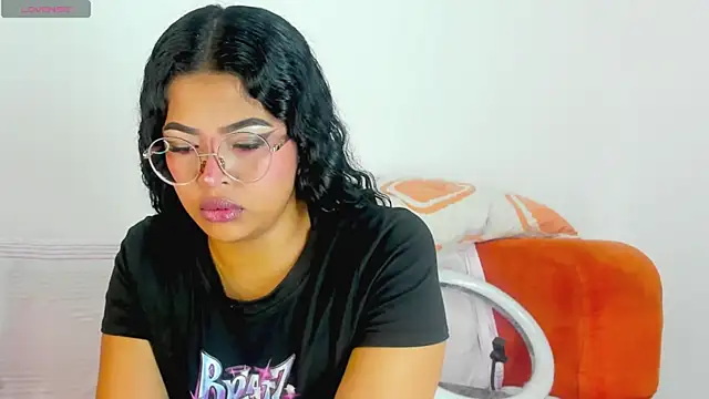 moana taylor online show from June 2026 01:03:01 AM