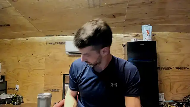 Snapshot of Kenny_Kyle chatting on September 2025 12:36:01 AM Kenny Kyle online show from September 2025 12:36:01 AM