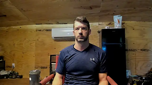 Snapshot of Kenny_Kyle chatting on September 2025 01:59:02 PM Kenny Kyle online show from September 2025 01:59:02 PM