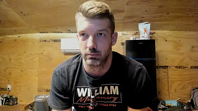 Snapshot of Kenny_Kyle chatting on October 2025 01:16:02 AM Kenny Kyle online show from October 2025 01:16:02 AM