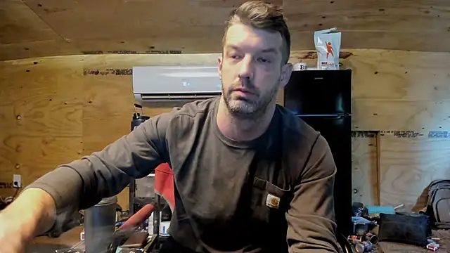 Snapshot of Kenny_Kyle chatting on October 2025 01:20:02 PM Kenny Kyle online show from October 2025 01:20:02 PM