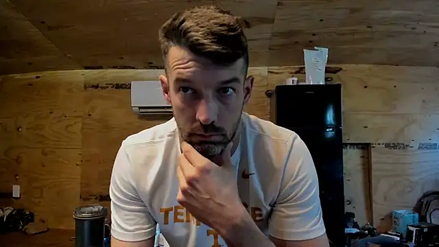 Snapshot of Kenny_Kyle chatting on October 2025 02:06:02 PM Kenny Kyle online show from October 2025 02:06:02 PM