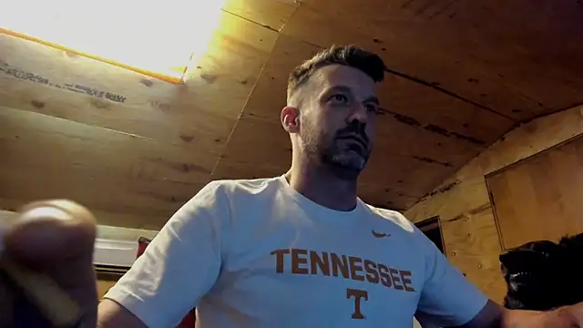 Snapshot of Kenny_Kyle chatting on October 2025 04:34:02 AM Kenny Kyle online show from October 2025 04:34:02 AM