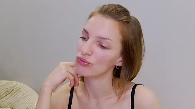 Beauty Alex online show from December 2024 01:37:02 AM