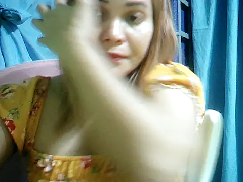 ashlylove25 online show from June 2026 07:35:02 PM