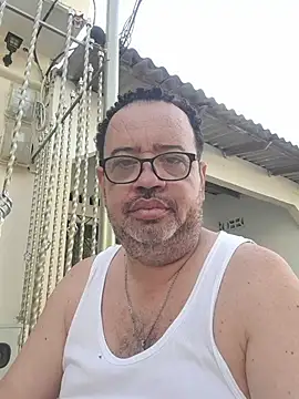 Snapshot of djtomxxx2777 chatting on November 2025 01:00:01 PM djtomxxx2777 online show from November 2025 01:00:01 PM