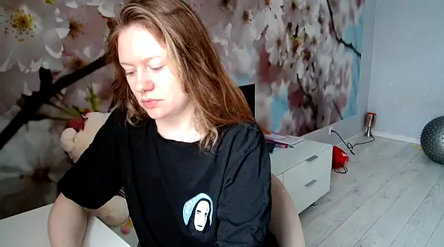 Snapshot of ConnieDaw chatting on January 2025 05:19:02 AM ConnieDaw online show from January 2025 05:19:02 AM