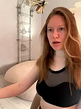 Snapshot of ConnieDaw chatting on October 2025 08:15:02 AM ConnieDaw online show from October 2025 08:15:02 AM