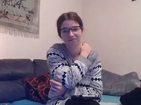 Snapshot of Geile-Luna chatting on January 2025 12:06:01 AM Geile-Luna online show from January 2025 12:06:01 AM