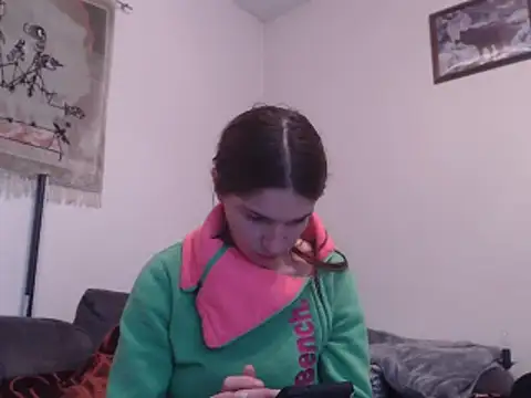 Snapshot of Geile-Luna chatting on November 2025 05:47:01 PM Geile-Luna online show from November 2025 05:47:01 PM