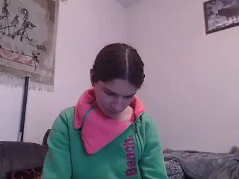 Snapshot of Geile-Luna chatting on November 2025 08:07:01 PM Geile-Luna online show from November 2025 08:07:01 PM