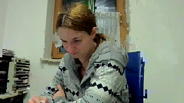 Snapshot of Geile-Luna chatting on March 2026 07:32:01 PM Geile-Luna online show from March 2026 07:32:01 PM