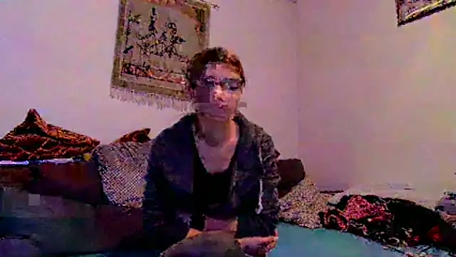Snapshot of Geile-Luna chatting on June 2026 07:25:01 PM Geile-Luna online show from June 2026 07:25:01 PM