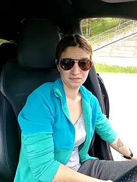 Snapshot of Geile-Luna chatting on June 2026 01:56:01 PM Geile-Luna online show from June 2026 01:56:01 PM