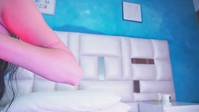 katy rioss online show from February 2025 12:00:01 PM