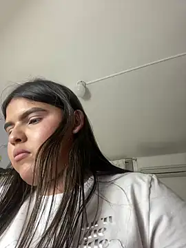 Snapshot of Lia_sexx chatting on February 2025 05:35:01 PM Lia sexx online show from February 2025 05:35:01 PM