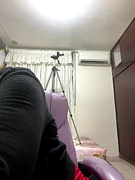 Lia sexx online show from October 2025 07:00:01 PM