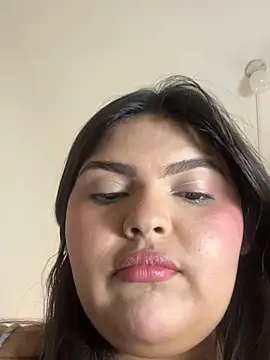 Snapshot of Lia_sexx chatting on February 2026 07:01:02 PM Lia sexx online show from February 2026 07:01:02 PM