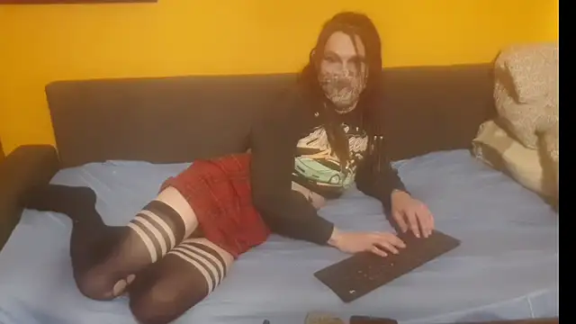 Snapshot of Lillisissi chatting on December 2025 01:02:02 AM Lillisissi online show from December 2025 01:02:02 AM