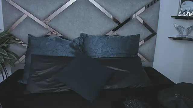 Keidy rose online show from November 2025 07:05:02 PM