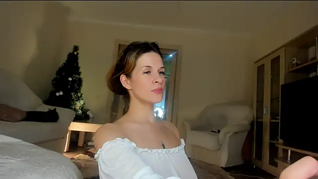 Snapshot of Butterfly-_ chatting on December 2024 07:06:02 AM Butterfly- online show from December 2024 07:06:02 AM