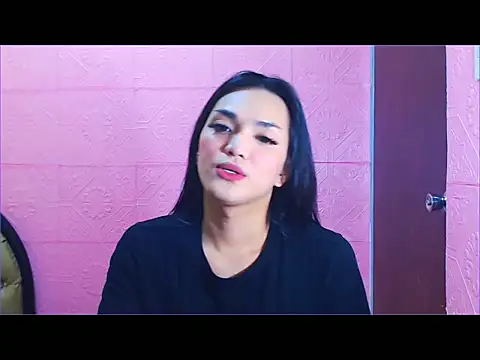 WONDERWOMAN2023 online show from October 2025 01:04:02 AM