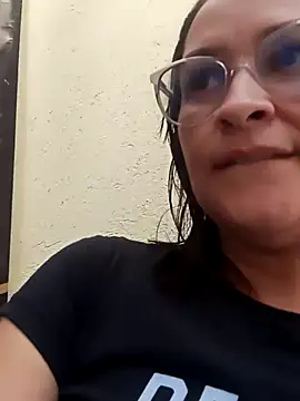 Snapshot of Britney_taylor_ chatting on February 2025 07:31:02 PM Britney taylor online show from February 2025 07:31:02 PM
