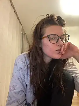 Snapshot of little_belucci chatting on December 2024 05:36:02 PM little belucci online show from December 2024 05:36:02 PM
