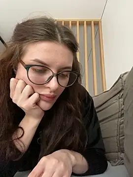 Snapshot of little_belucci chatting on February 2025 11:54:02 AM little belucci online show from February 2025 11:54:02 AM