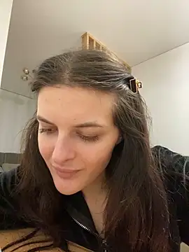 Snapshot of little_belucci chatting on February 2025 05:41:02 PM little belucci online show from February 2025 05:41:02 PM