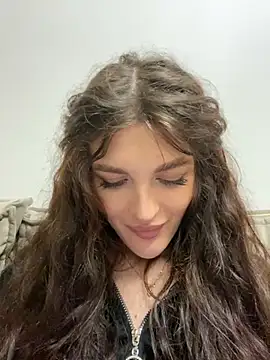 Snapshot of little_belucci chatting on February 2025 05:15:01 PM little belucci online show from February 2025 05:15:01 PM