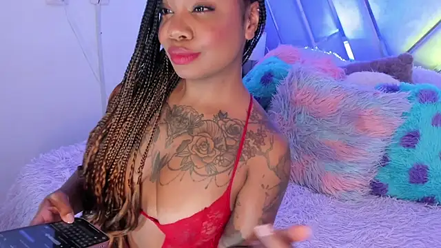 Snapshot of tarawilsonn chatting on December 2024 08:44:01 PM tarawilsonn online show from December 2024 08:44:01 PM