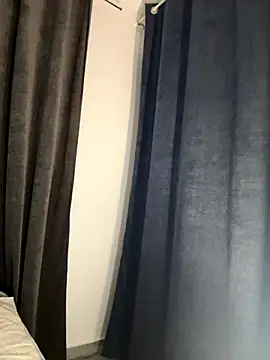 Snapshot of _alleyesonme_ chatting on October 2025 04:30:02 PM alleyesonme online show from October 2025 04:30:02 PM