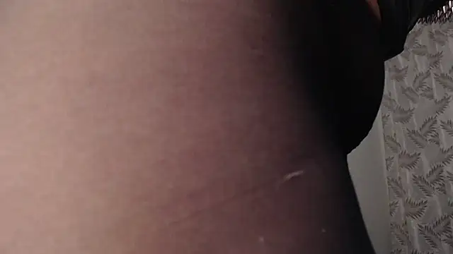 Snapshot of valquiria_sirgun chatting on September 2025 09:57:02 AM valquiria sirgun online show from September 2025 09:57:02 AM