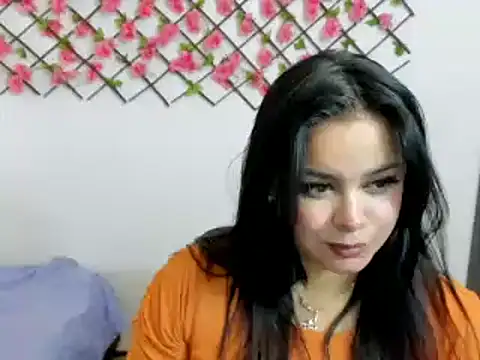 Snapshot of Zoelove222 chatting on December 2024 07:27:02 PM Zoelove222 online show from December 2024 07:27:02 PM